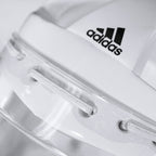 Närbild på vitt Adidas WT Facemask huvudskydd