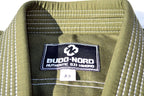Khakigrön Budo-Nord Aprendiz BJJ-dräkt i bomull/polyester som krymper mindre än 2 %