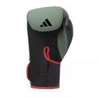 Gröna Adidas Combat 50 boxningshandskar med AEROREADY-insida och mesh i handflatan