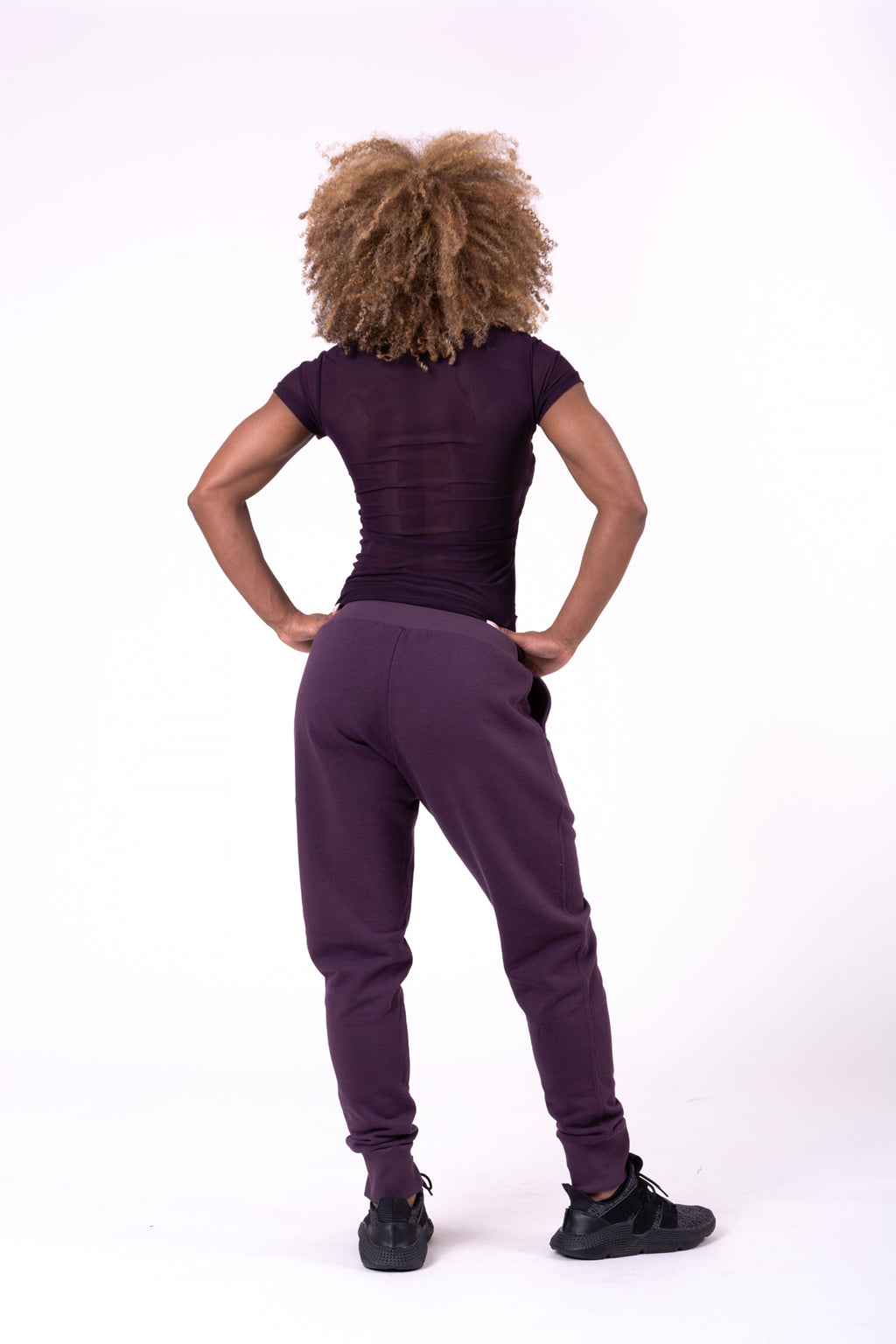NEBBIA Flash Mesh T-Shirt - Burgundy - NEBBIA | Kraft & Kontroll
