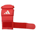 Adidas Jujutsu knogskydd med EVA-skum för jujutsu fighting system, med I-COMFORT+-insida som leder bort fukt