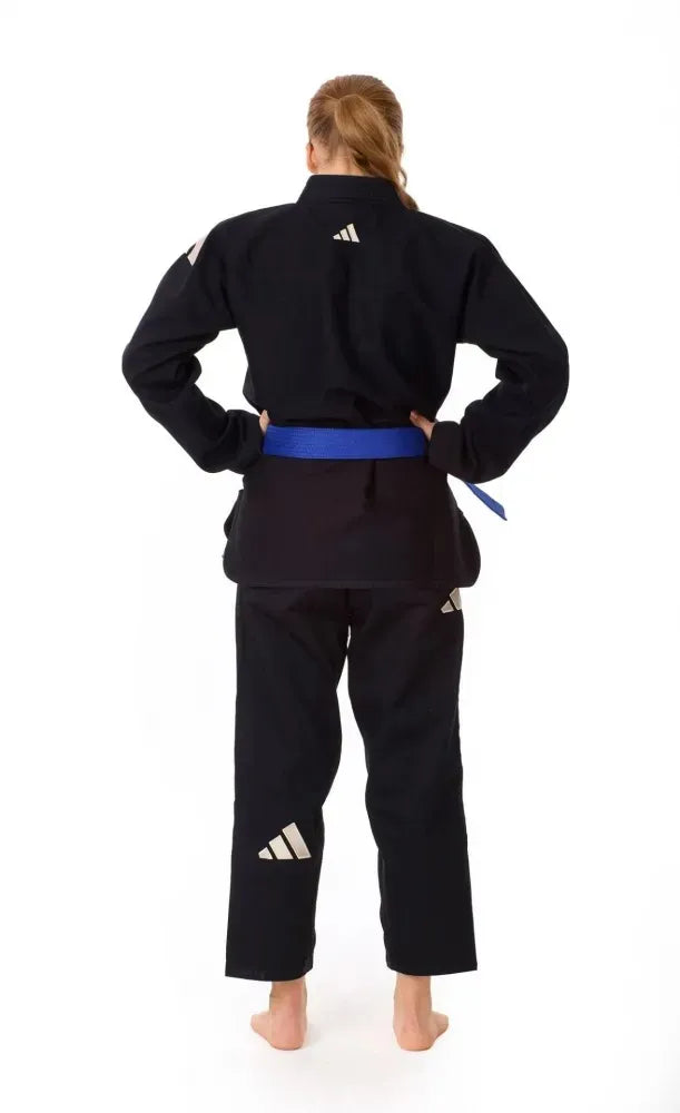 Svart Adidas Challenge 2.0 BJJ-dräkt med förstärkta sömmar och knän