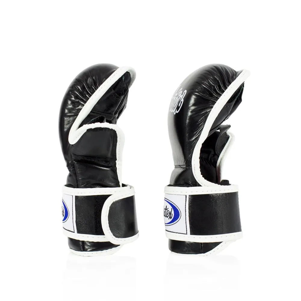 Svarta Fairtex FGV15 MMA-handskar med öppen handflata för grepp och grappling