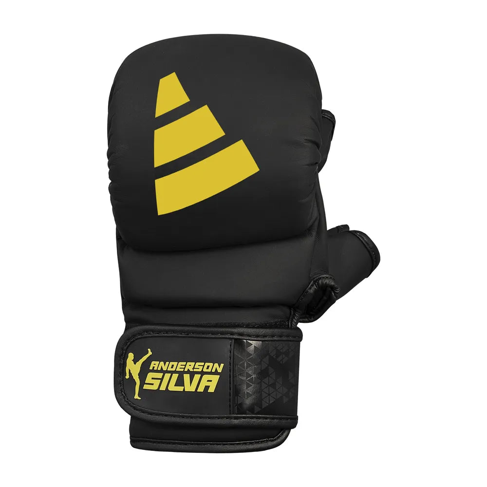 Adidas Silva 50 MMA-handskar i svart, gult och camo för teknikpass med slag och grepp