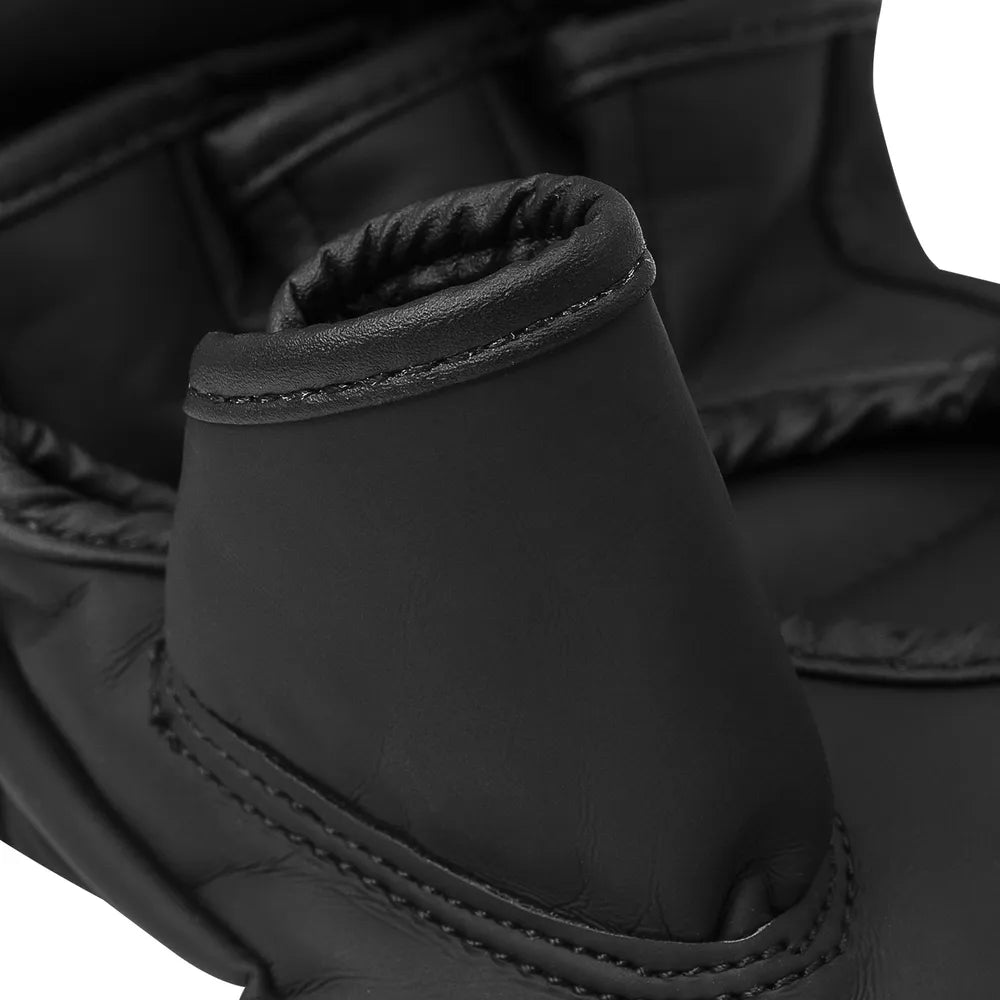 Adidas Silva 50 MMA-handskar i svart, gult och camo med TILT-design för naturlig handposition, med justerbar kardborre