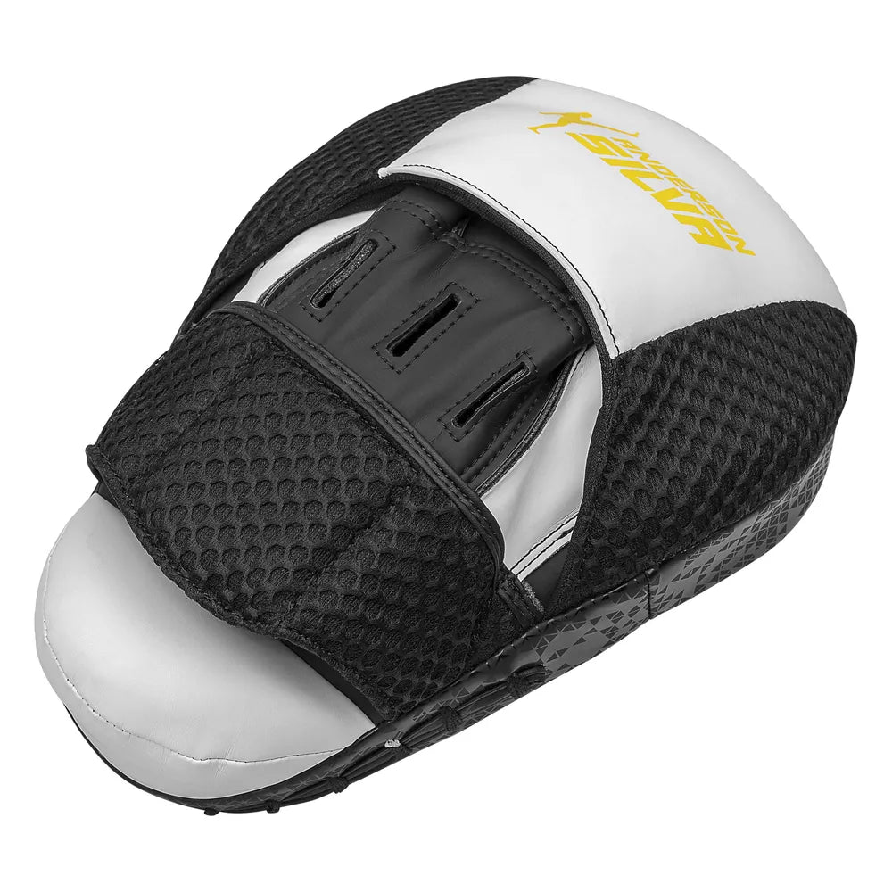 Adidas Silva 50 fokusmittsar med ergonomiskt grepp