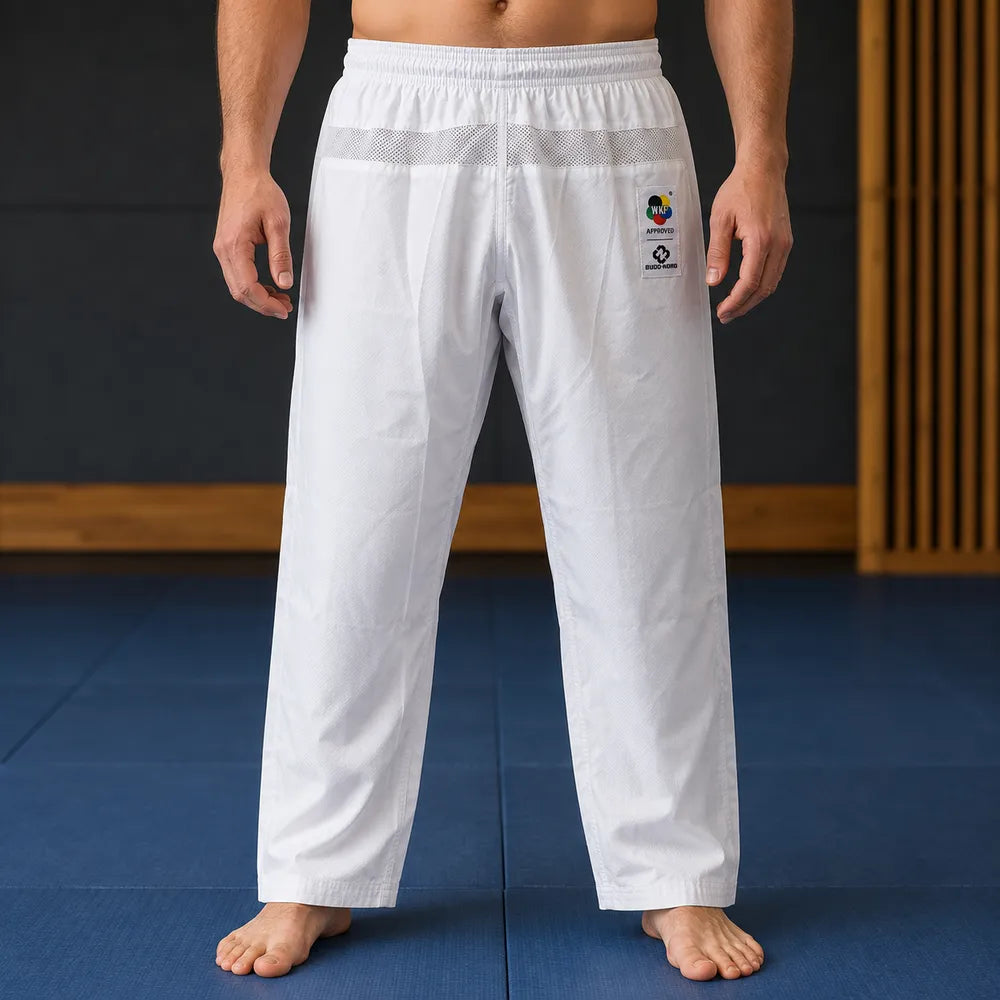Vändbar röd och blå Budo-Nord Toshi WKF karatedräkt i skrynkelfritt material