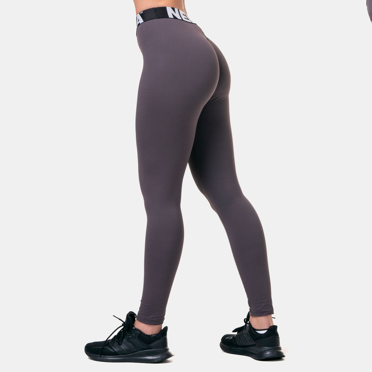 NEBBIA Squat HERO Scrunch Butt leggings - Marron - NEBBIA | Kraft & Kontroll