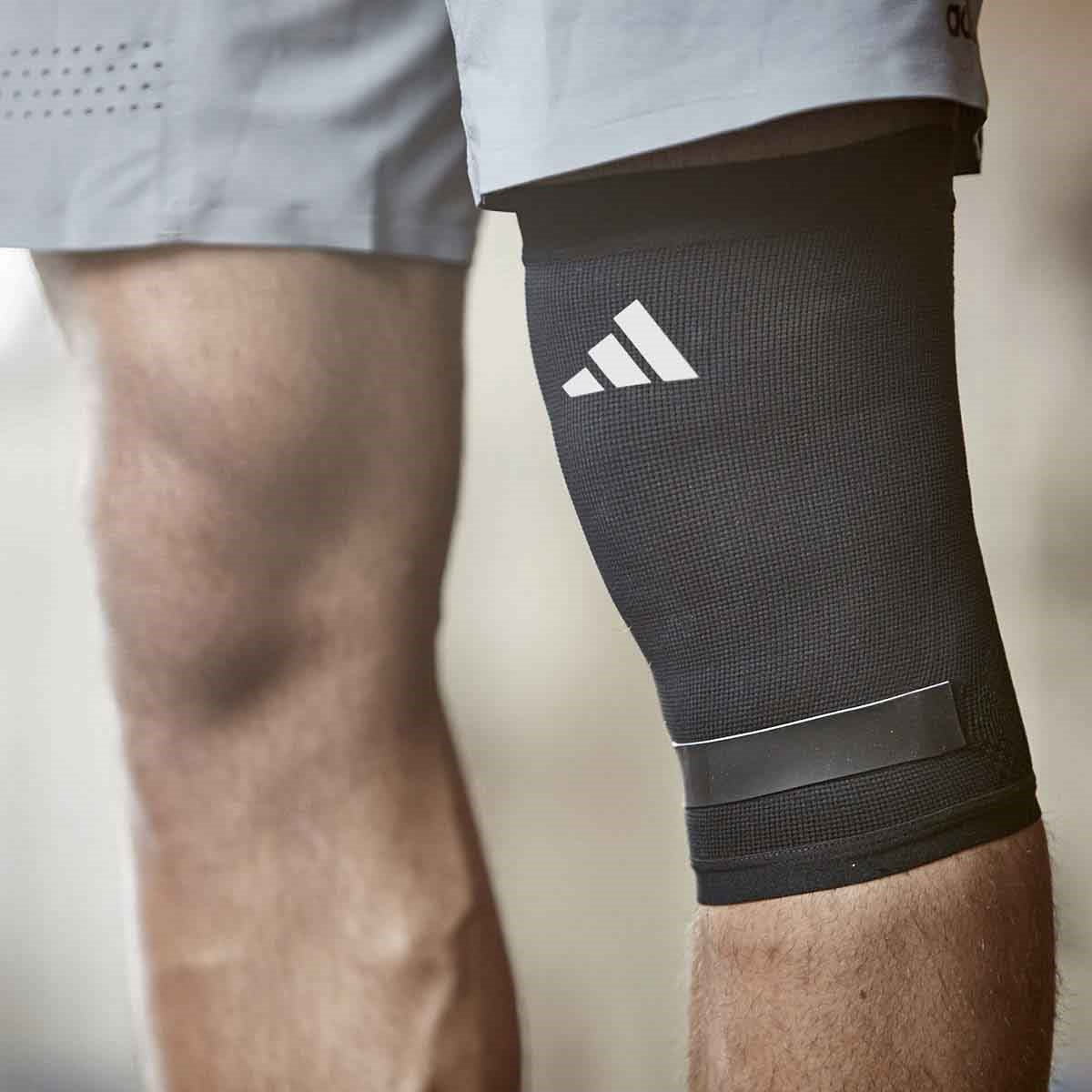 Adidas Knä Support Performance - Svart