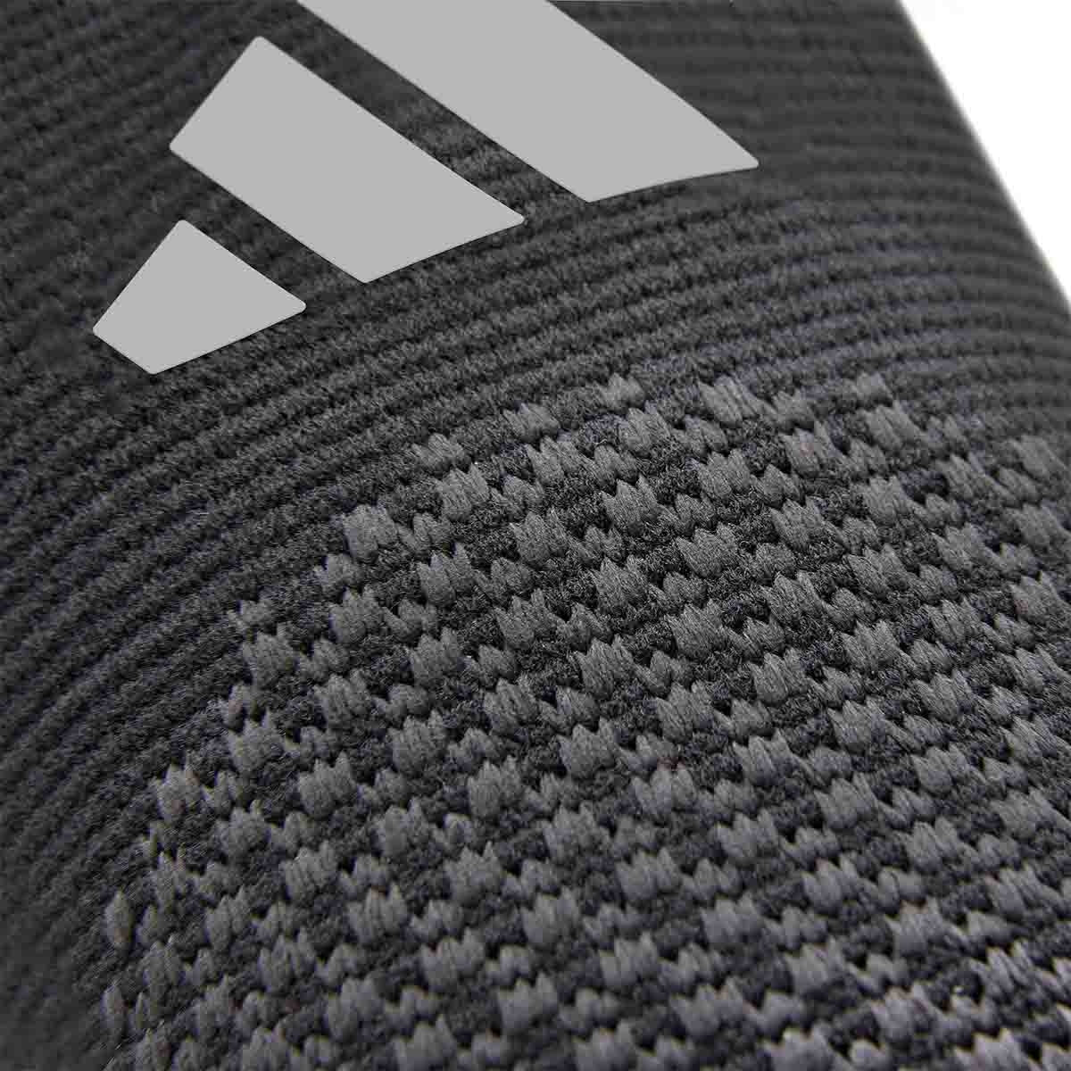 Adidas Armbågs Support Performance - Svart